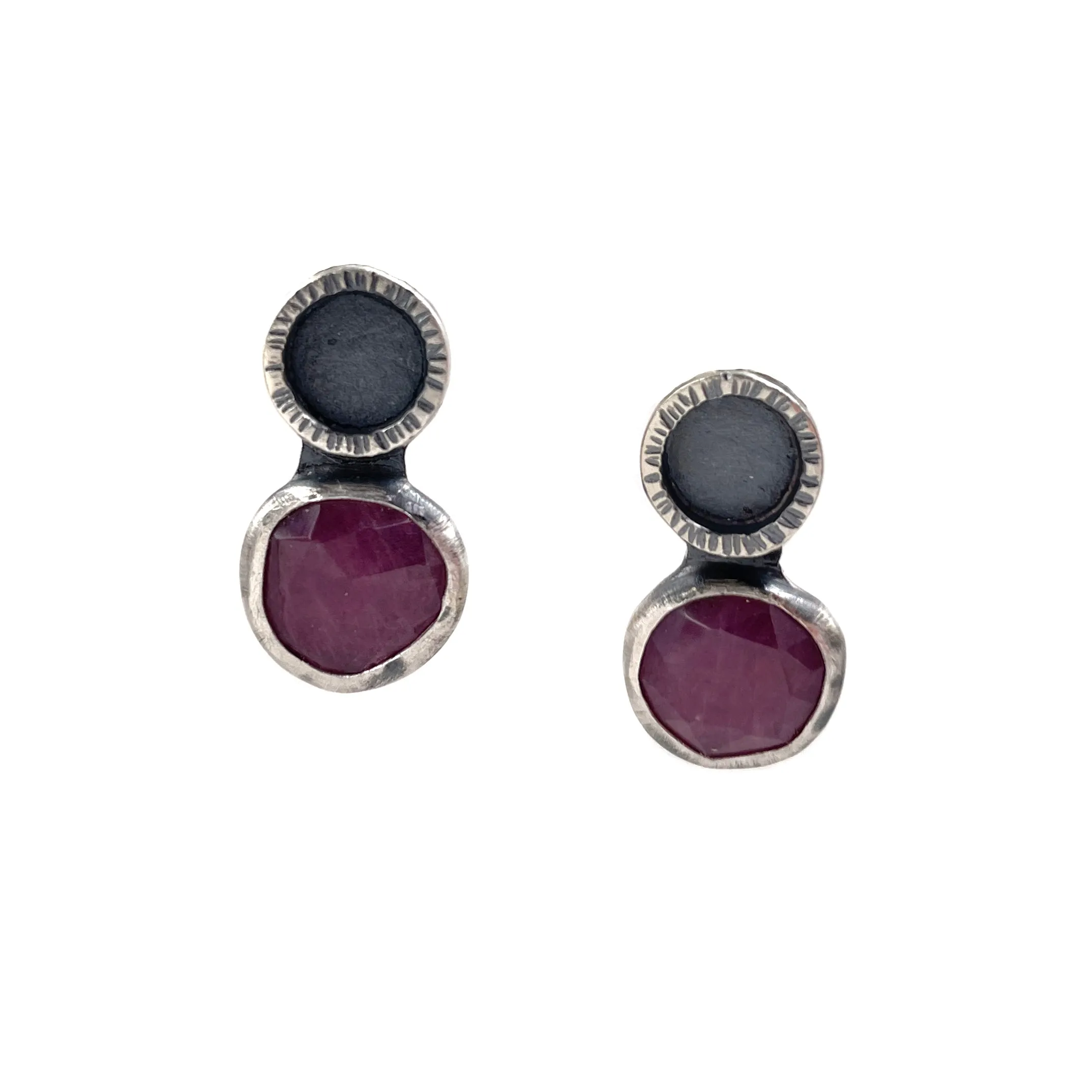 Frame Studs, Ruby