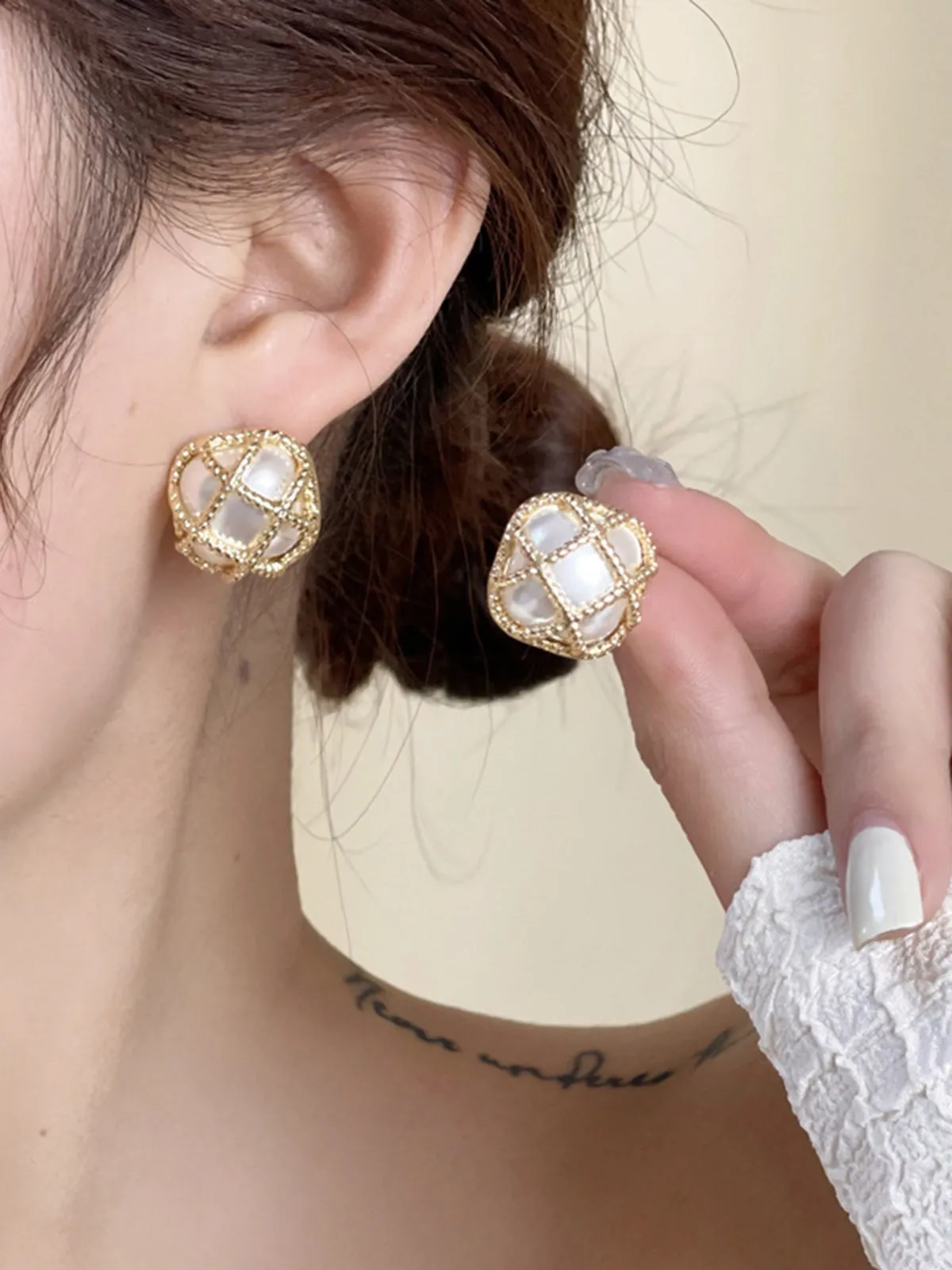 Gold Alloy Pearl Vintage Stud Earrings