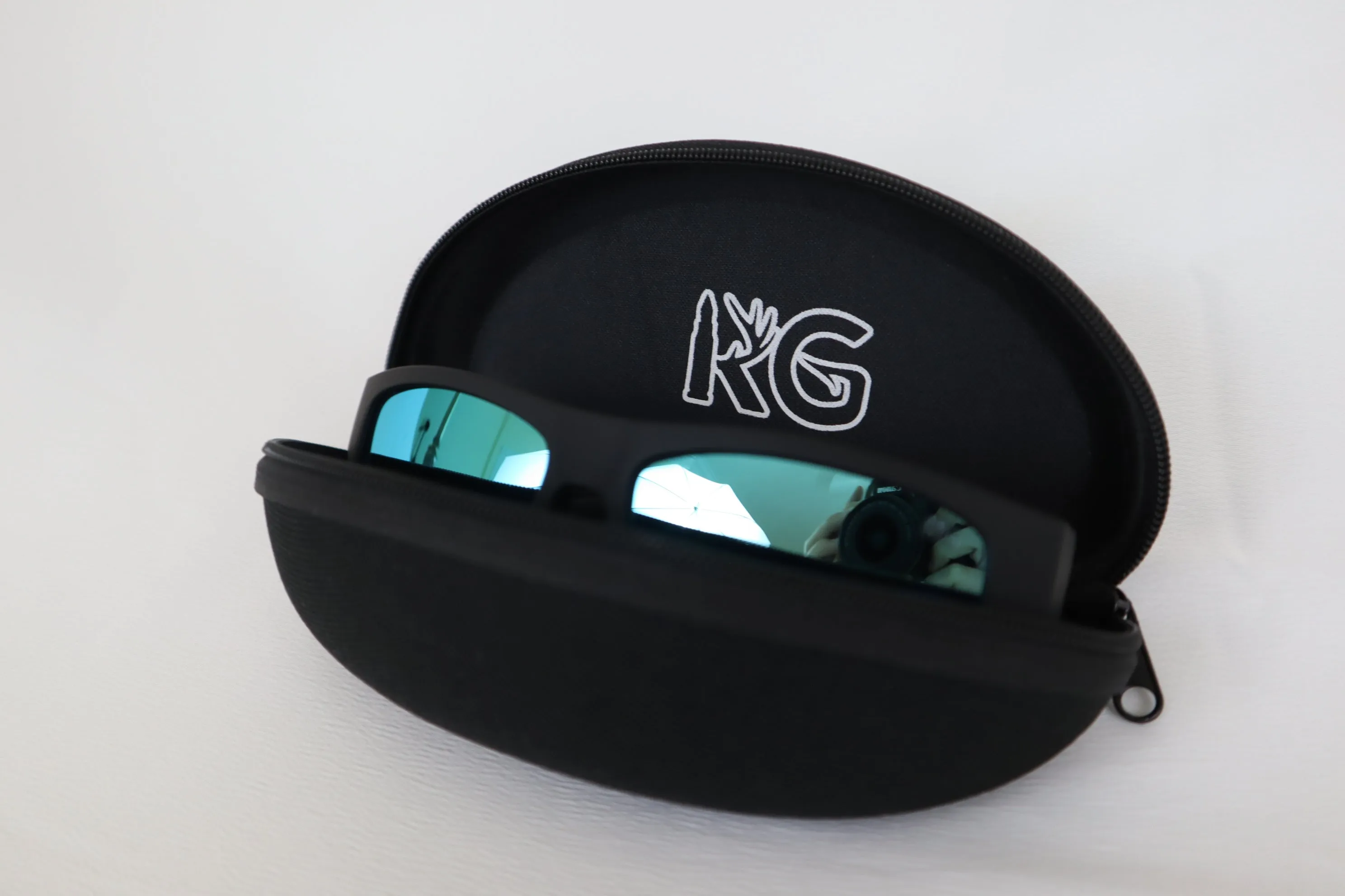 KG Classic Polarized Sunglasses - Blue Lens