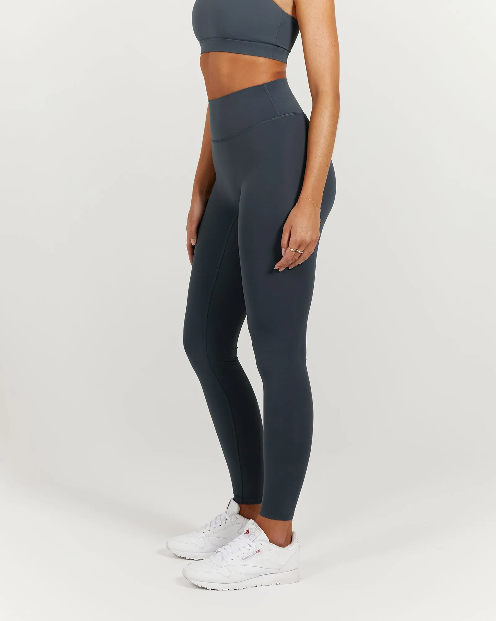 LUXE LEGGINGS 28" - ALLOY