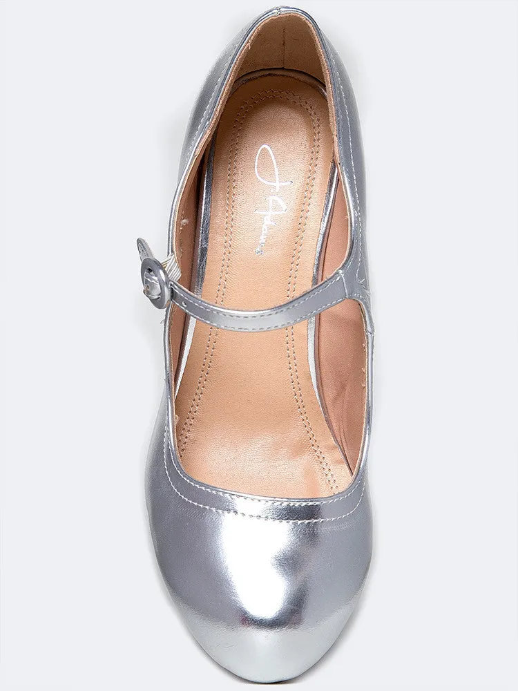 Retro Mary Jane Pumps