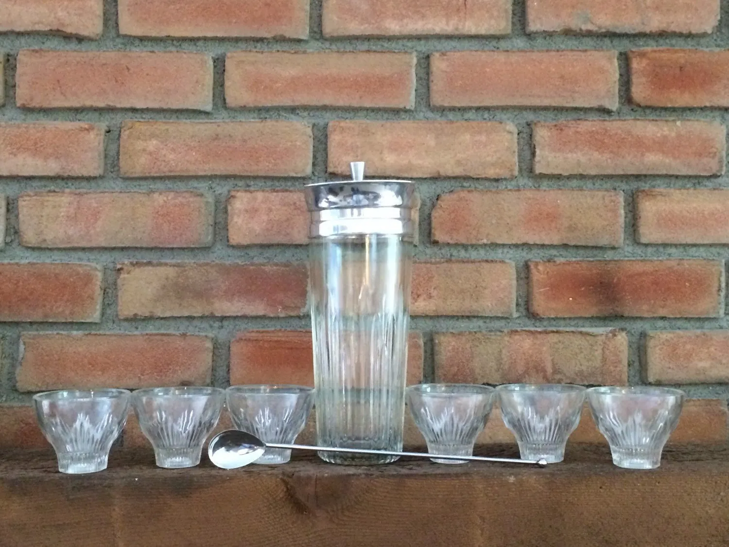 Vintage Art Deco Bar Set with Cocktail Shaker and 6 Rocks Glasses by Indiana Glass. Bareware