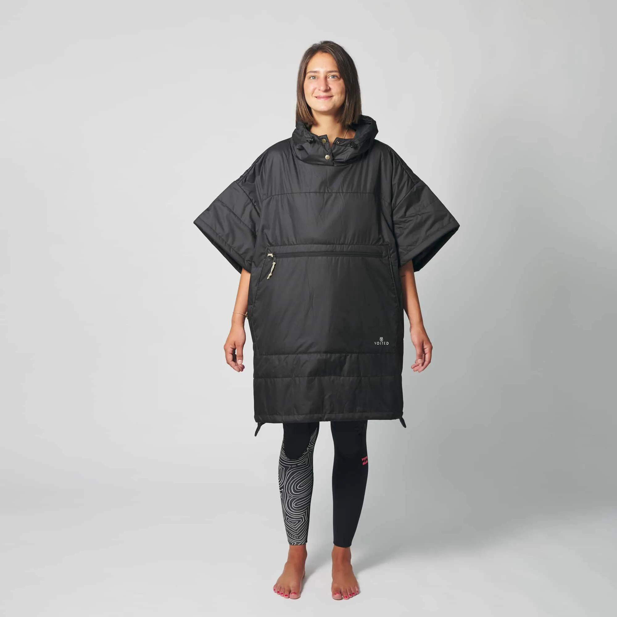 VOITED 2nd Edition Outdoor Poncho for Surfing, Camping, Vanlife & Wild Swimming - Black